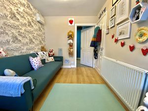 Family Room- click for photo gallery